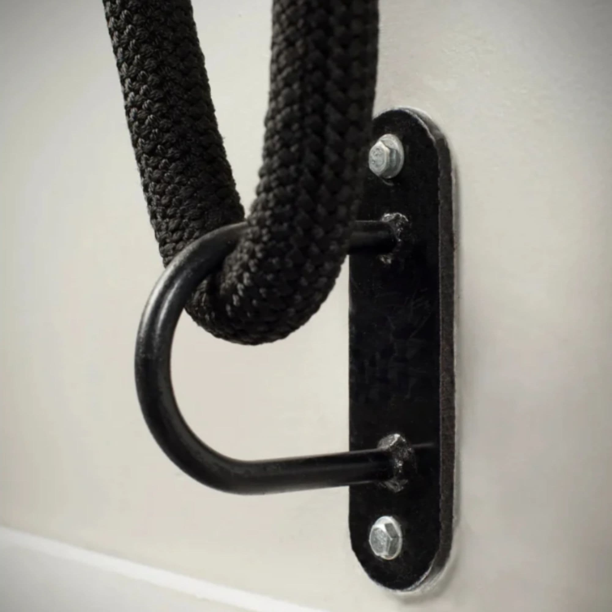 Battle Rope ST System Close-Up View Of The Wall-Mounted Resistance Band Anchor