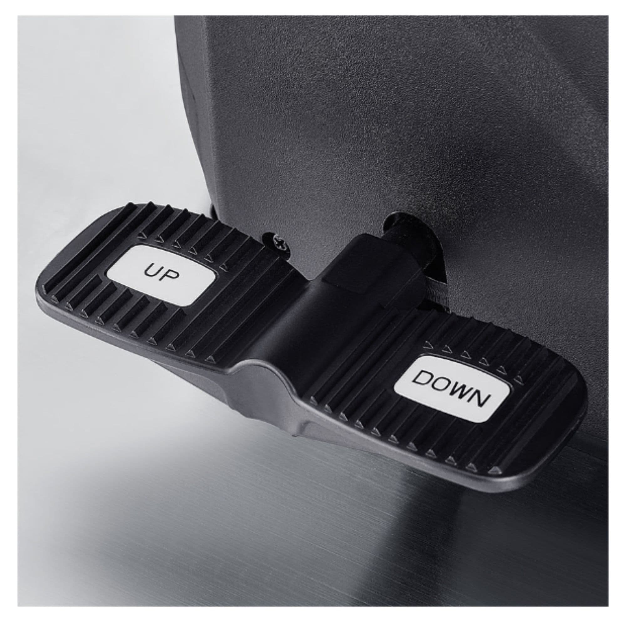 DIR Maximus Rotating Shampoo Bed for Salons Close-Up View Of Up And Down Foot Control Pedal