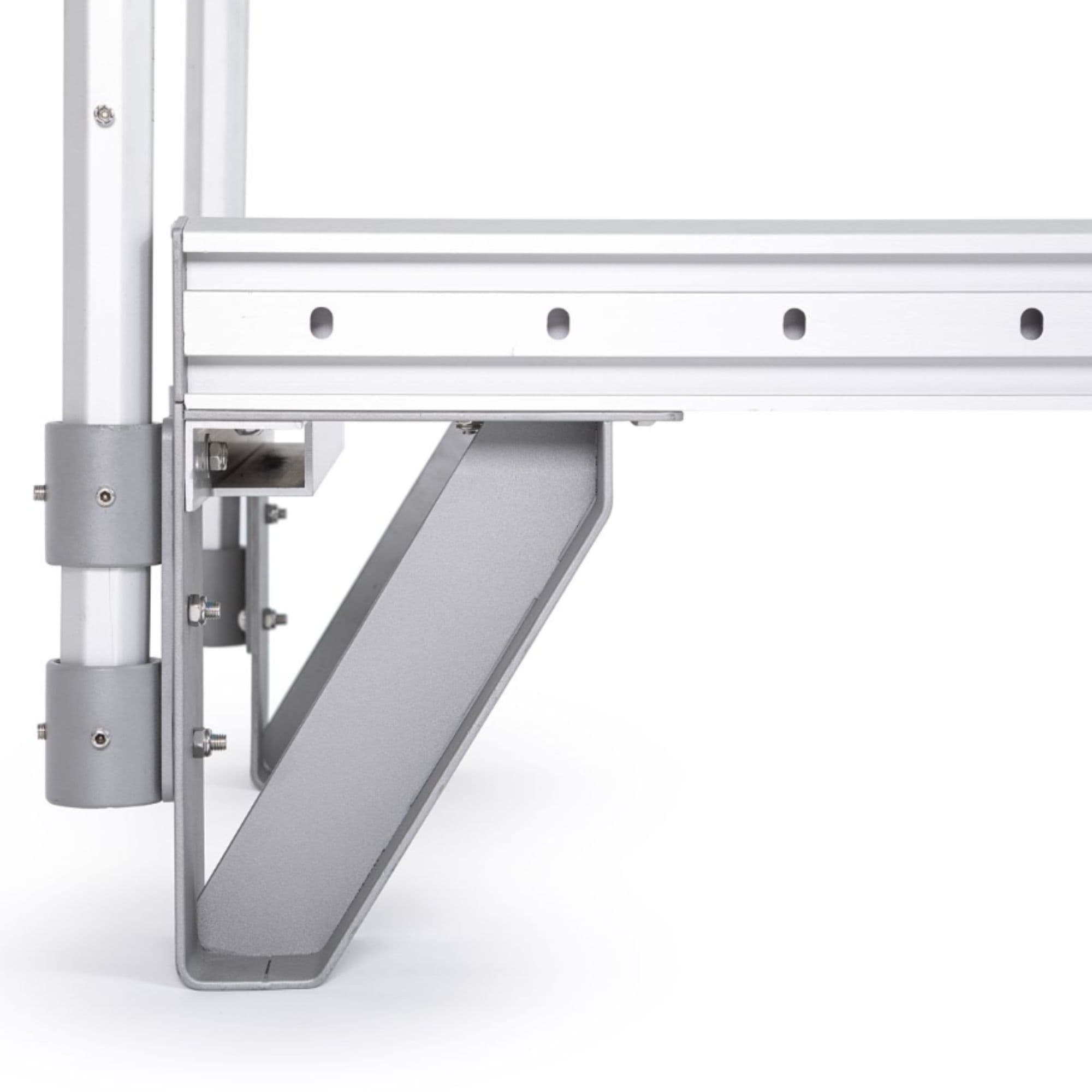 Elina Aluminium Reformer Mentor with Tower Close-Up Showing Heavy-Duty Tower Mounting Bracket