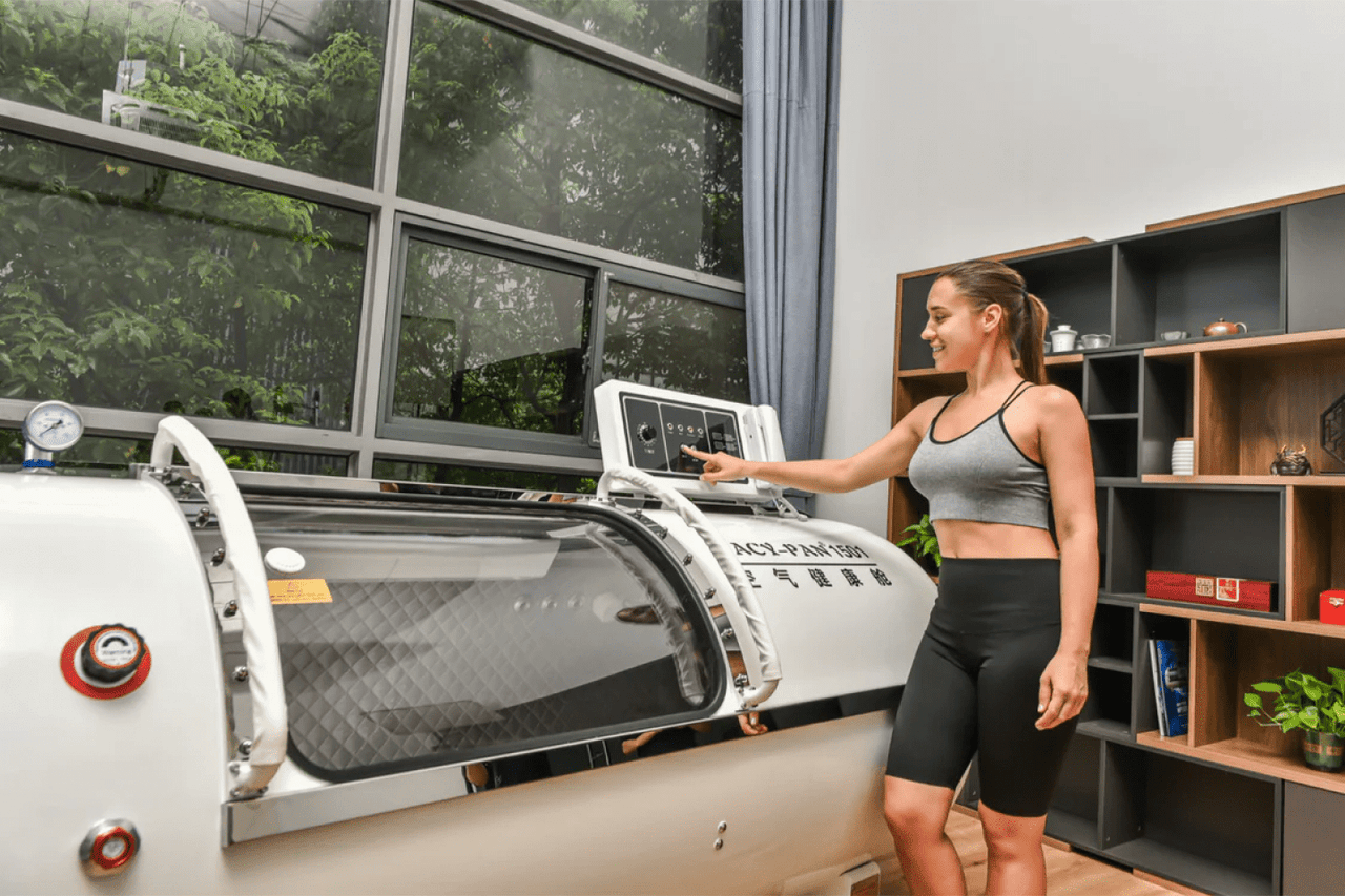 Macy-Pan 1501 1.5 to 1.8 ATA Hard Shell Hyperbaric Chamber