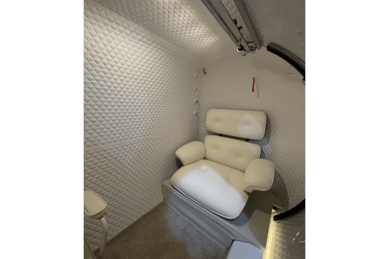 Macy-Pan HE5000 Mini 2.0 ATA Hard Shell Hyperbaric Chamber
