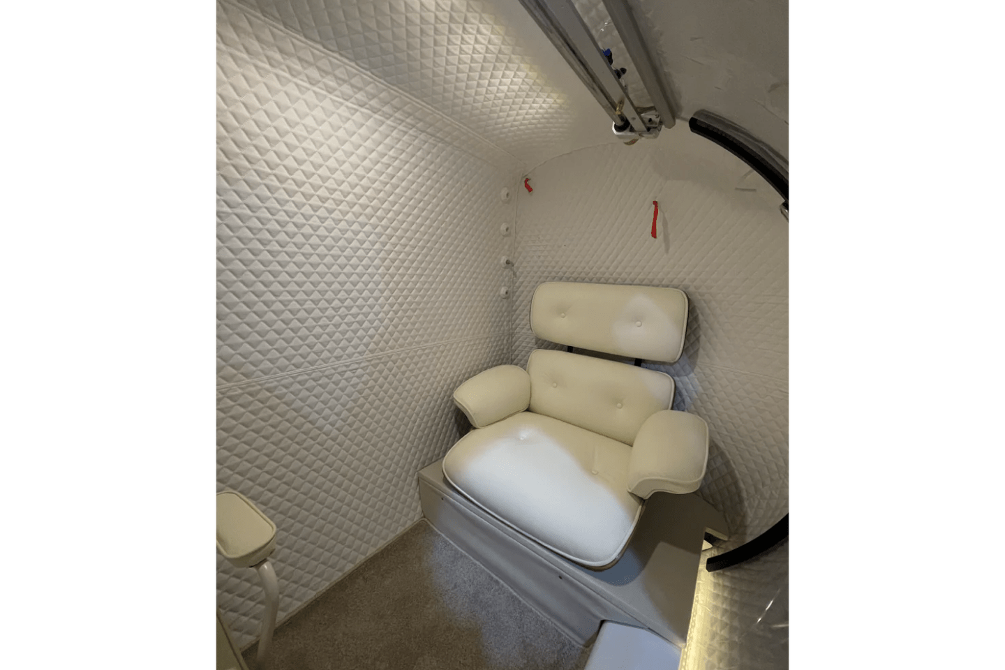 Macy-Pan HE5000 Mini 2.0 ATA Hard Shell Hyperbaric Chamber