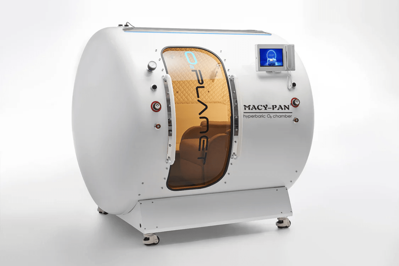 Macy-Pan HE5000 1.5 ATA to 2.0 ATA 5 Person Hard Shell Hyperbaric Chamber
