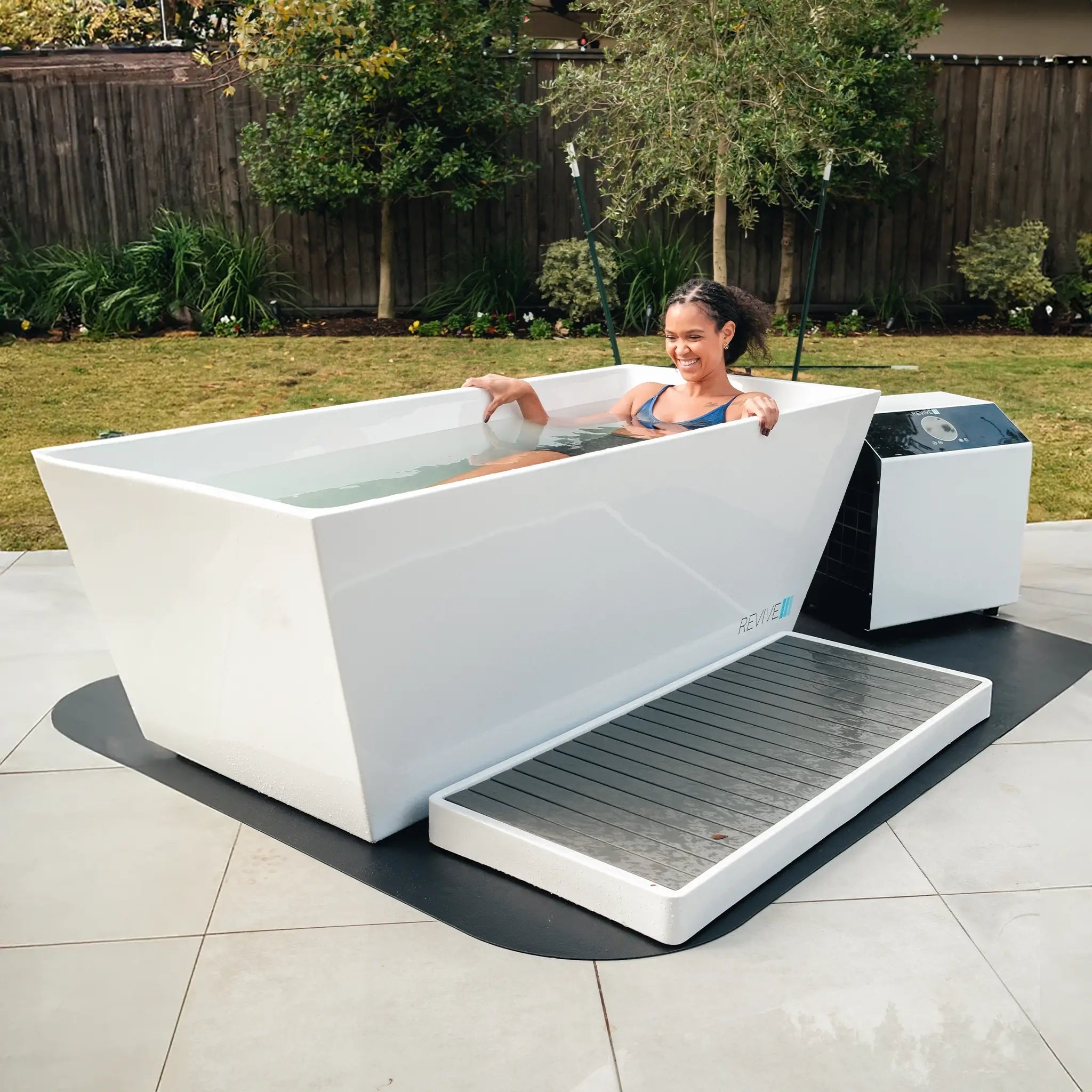 Revive Acrylic Cold Plunge