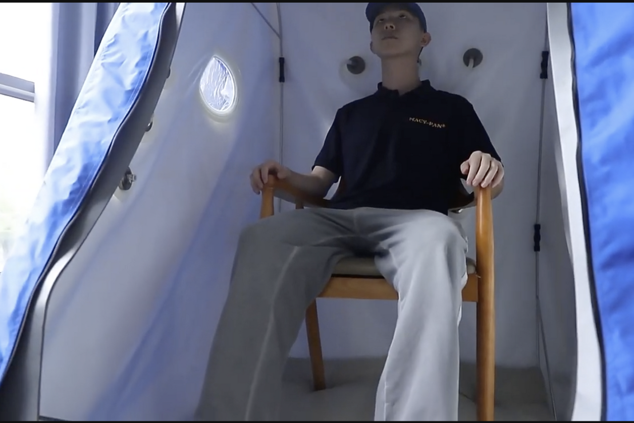 Macy-Pan MC4000 Wheelchair + Double Seated 1.3 to 1.4 ATA Hyperbaric Chamber